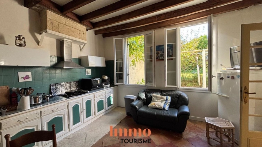 Photos 3 - Touristique - Demeure en pierres avec piscine et deux gîtes en Saintonge giro