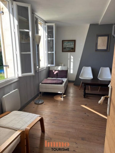 Photos 5 - Touristique - Demeure en pierres avec piscine et deux gîtes en Saintonge giro