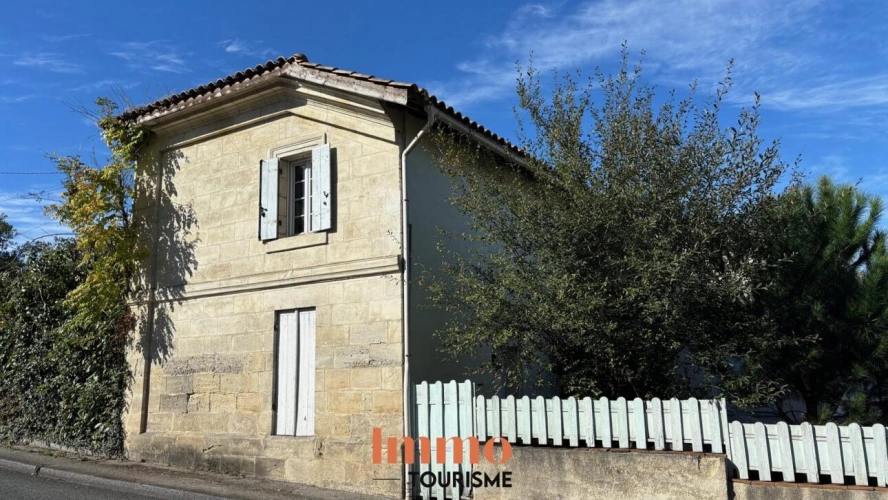 Photos 14 - Touristique - Demeure en pierres avec piscine et deux gîtes en Saintonge giro