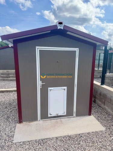 Photos 2 - Agricole - Élevage et pension canine réputés avec maison d’habitation