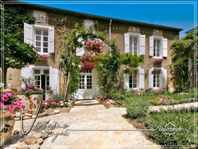 Photos 1 - Touristique - Olonzac – Propriété de charme 408 m² avec piscine, jardin et deux logements indépendants – activité saisonnière rentable