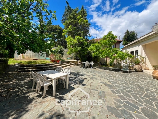 Photos 8 - Prestige - Propriete à vendre 12 pièces MARSEILLE 11EME ARRONDISSEMENT (13)