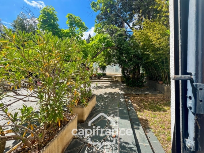 Photos 59 - Prestige - Propriete à vendre 12 pièces MARSEILLE 11EME ARRONDISSEMENT (13)