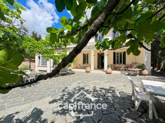 Photos 62 - Prestige - Propriete à vendre 12 pièces MARSEILLE 11EME ARRONDISSEMENT (13)