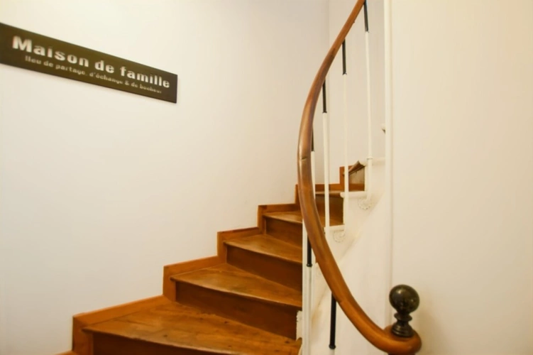 Photos 4 - Touristique - Propriété /gîtes/ chambre d'hôtes et grand terrain à St Sernin du Plain