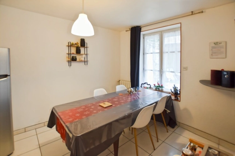 Photos 34 - Touristique - Propriété /gîtes/ chambre d'hôtes et grand terrain à St Sernin du Plain