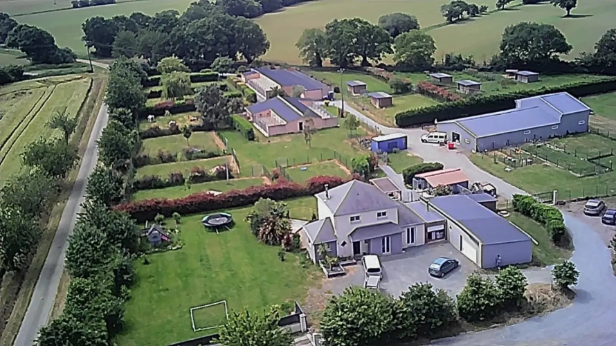 Photos 1 - Agricole - Domaine CANIN entre terre et mer - Elevage et Pension