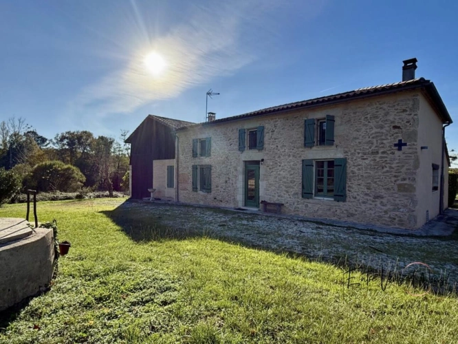 Photos 26 - Prestigious - « Panorama, pierre et silence : le luxe authentique. »