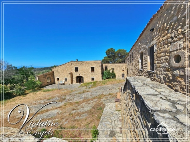 Photos 10 - Touristique - Siran – Domaine de 36 hectares avec bâtiments restaurés – idéal projet touristique, équestre ou agricole