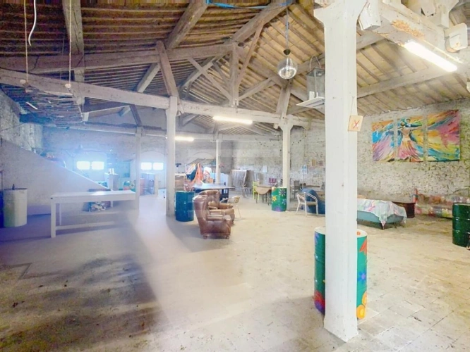 Photos 10 - Prestigious - Estate