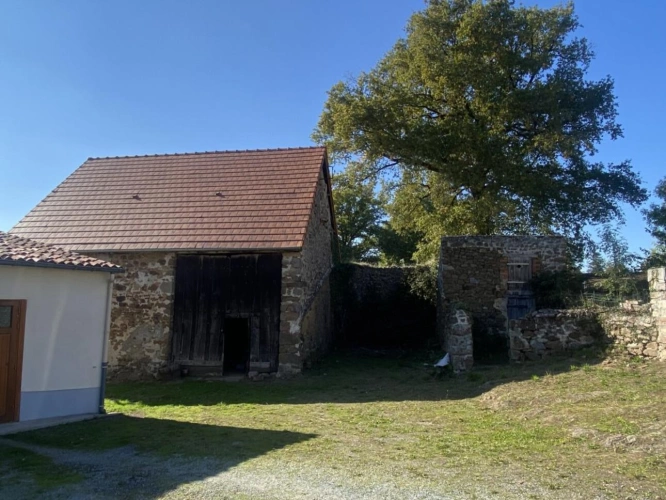 Photos 15 - Touristique - MAISON RENOVEE AVEC TERRAIN ET GRANGE