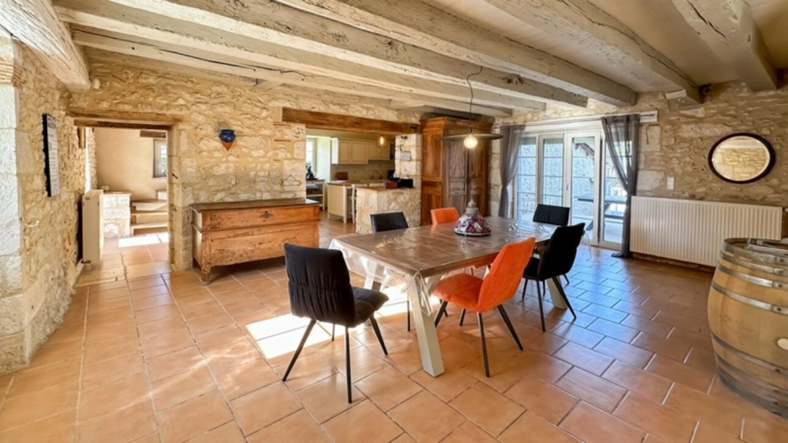 Photos 7 - Touristique - ENSEMBLE IMMOBILIER DE CARACTÈRE AVEC 4 HABITATIONS ET 2 PISCINES – POMPORT (24240)