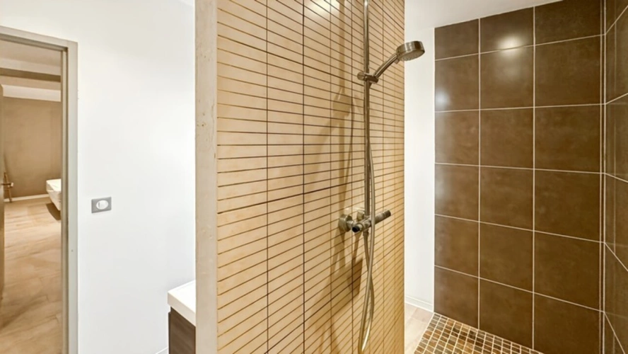 Photos 18 - Touristique - ENSEMBLE IMMOBILIER DE CARACTÈRE AVEC 4 HABITATIONS ET 2 PISCINES – POMPORT (24240)