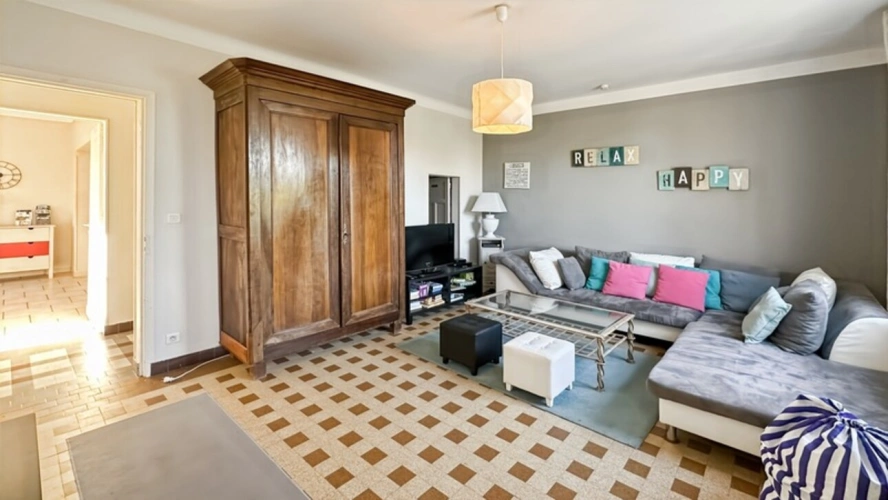 Photos 24 - Touristique - ENSEMBLE IMMOBILIER DE CARACTÈRE AVEC 4 HABITATIONS ET 2 PISCINES – POMPORT (24240)