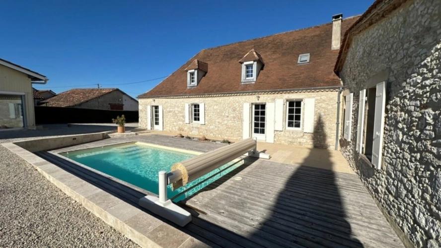 Photos 39 - Touristique - ENSEMBLE IMMOBILIER DE CARACTÈRE AVEC 4 HABITATIONS ET 2 PISCINES – POMPORT (24240)