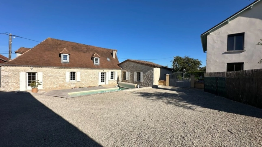 Photos 40 - Touristique - ENSEMBLE IMMOBILIER DE CARACTÈRE AVEC 4 HABITATIONS ET 2 PISCINES – POMPORT (24240)