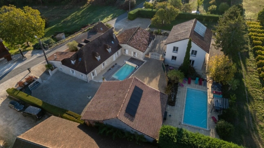 Photos 45 - Touristique - ENSEMBLE IMMOBILIER DE CARACTÈRE AVEC 4 HABITATIONS ET 2 PISCINES – POMPORT (24240)