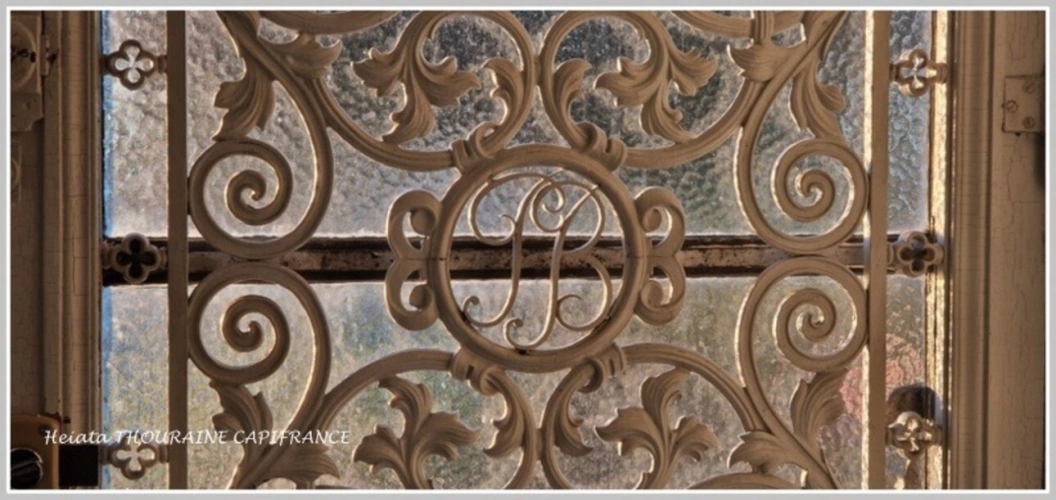 Photos 2 - Prestige - à vendre SAINT MAIXENT L'ECOLE (79) propriété P12 de 446 m² - Terrain de 2 152 m²