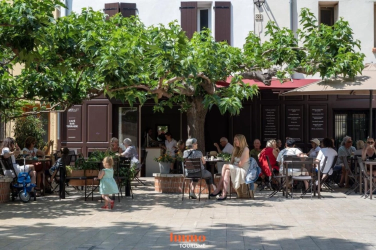 Photos 15 - Tourist - ? Charming Guesthouse with Café-Bar & Terrace - Heart of a Renowned Catalan Seaside Village