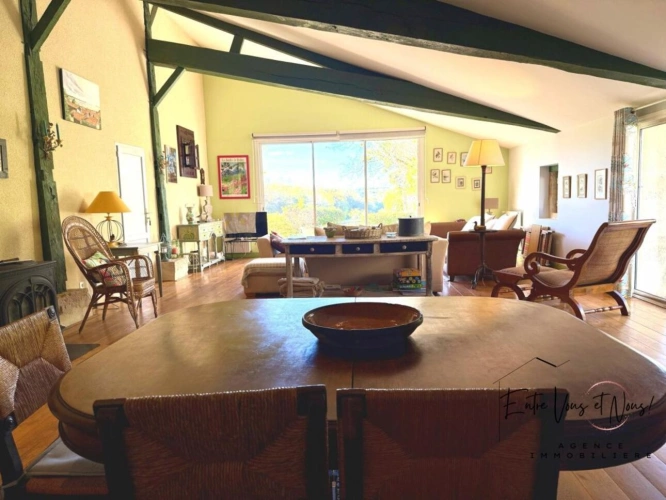 Photos 13 - Prestige - « Panorama, pierre et silence : le luxe authentique. »