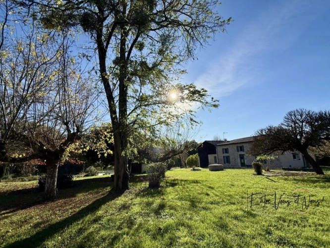 Photos 24 - Prestige - « Panorama, pierre et silence : le luxe authentique. »