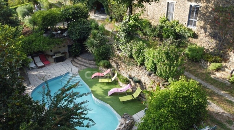 Photos 4 - Prestige - Propriété du XV siècle - Sur les hauteurs du Lot - Chambres d'hôtes