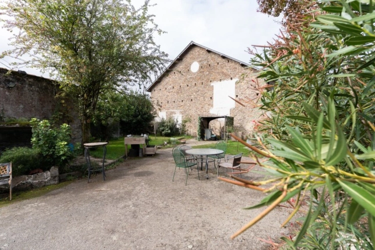 Photos 22 - Prestige - Propriete à vendre 17 pièces CLISSON (44)