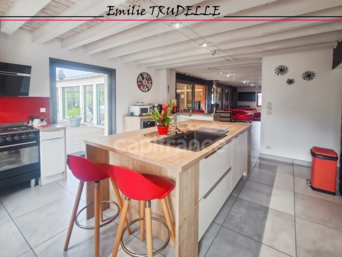 Photos 7 - Prestige - Propriete à vendre 11 pièces LA CHARTRE SUR LE LOIR (72) avec loft, gîte, piscine intérieure et spa – 324 m² habitables – 7 chambres – Terrain de 5 130 m²