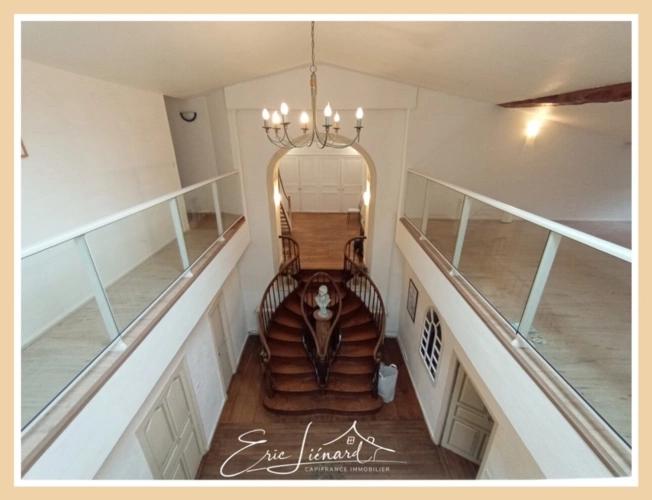 Photos 8 - Prestige - à vendre SAINT MAIXENT L'ECOLE (79) propriété P12 de 446 m² - Terrain de 2 152 m²