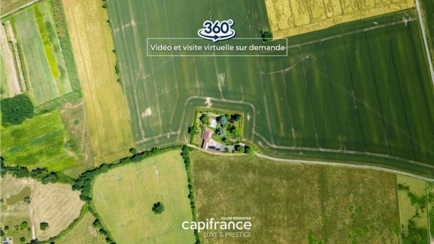 Photos 11 - Prestige - Pas de Voisins... Un îlot de charme dans un océan de nature