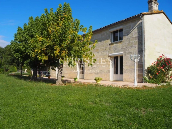 Photos 1 - Viticole - Maison de charme avec piscine au cœur des vignes