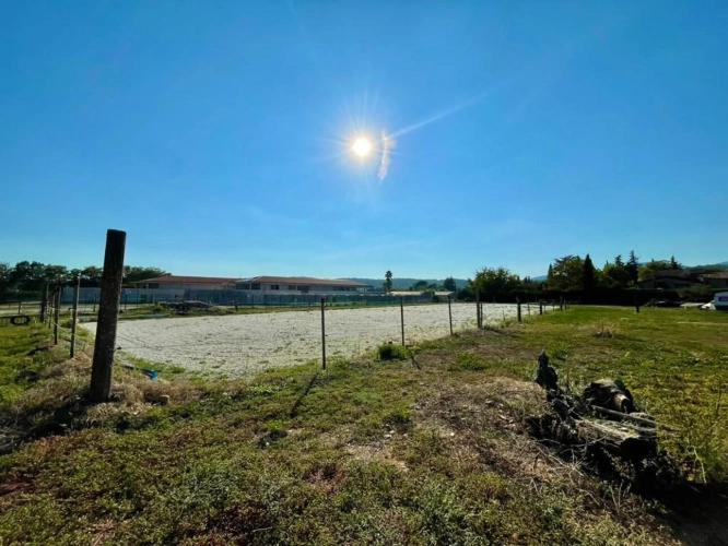 Photos 11 - Équestre - Loft provençal avec dépendance et installations équestres -