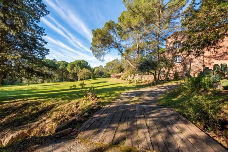 Photos 9 - Équestre - Propriété équestre d'exception à Saint-Raphaël (83)