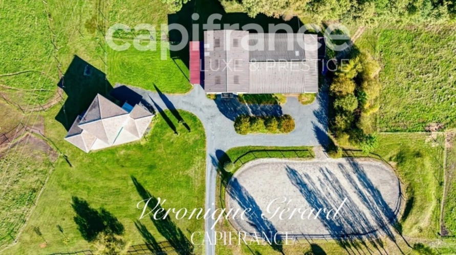 Photos 2 - Équestre - Propriété Equestre sur plus de 4 hectares avec habitation de 137 M²