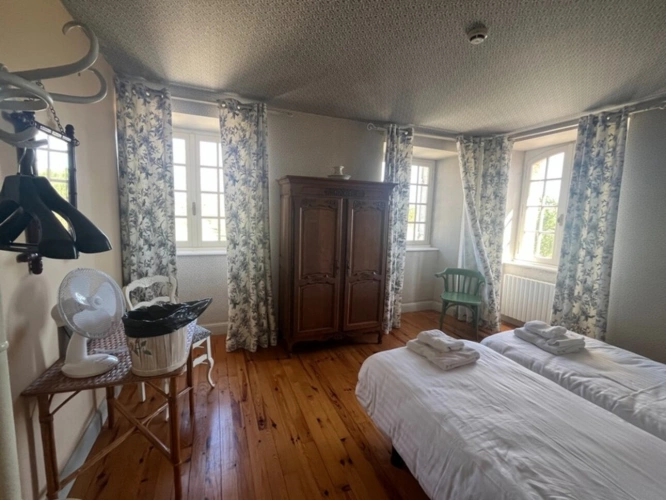 Photos 16 - Prestige - Elégant CHATEAU XIXs sur 70 ha, VUE PANORAMIQUE PYRÉNÉES, au bout d 'une allée,  Toulouse-Blagnac 1h30