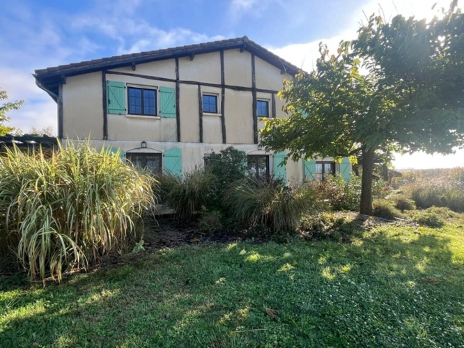 Photos 53 - Prestige - MARCIAC (32) 10 min, VUE EXCEPTIONNELLE, cachée, sans nuisance, TRES BELLE PROPRIETE sans travaux, piscine, ECONOMIQUE, écologique , geothermie, dependances