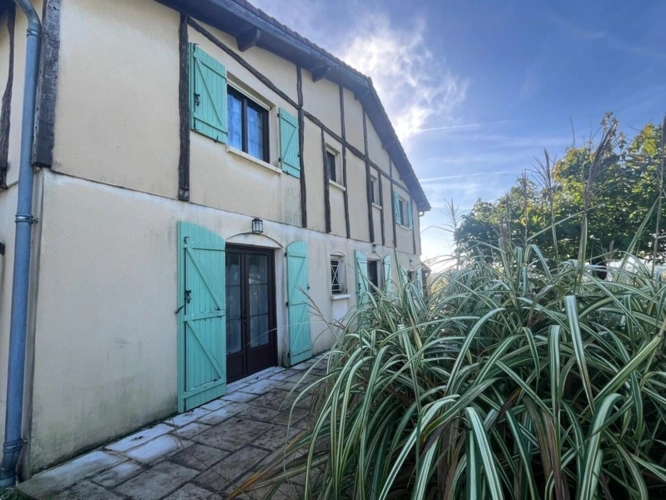 Photos 61 - Prestige - MARCIAC (32) 10 min, VUE EXCEPTIONNELLE, cachée, sans nuisance, TRES BELLE PROPRIETE sans travaux, piscine, ECONOMIQUE, écologique , geothermie, dependances