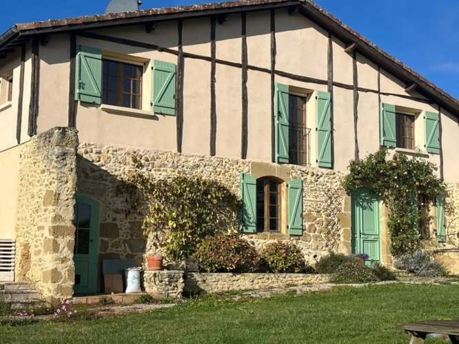 Photos 64 - Prestige - MARCIAC (32) 10 min, VUE EXCEPTIONNELLE, cachée, sans nuisance, TRES BELLE PROPRIETE sans travaux, piscine, ECONOMIQUE, écologique , geothermie, dependances