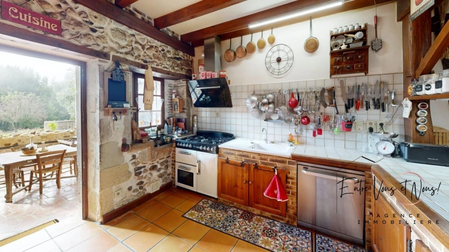 Photos 4 - Touristique - Propriété de caractère, 2 maisons, piscine, 1,4ha