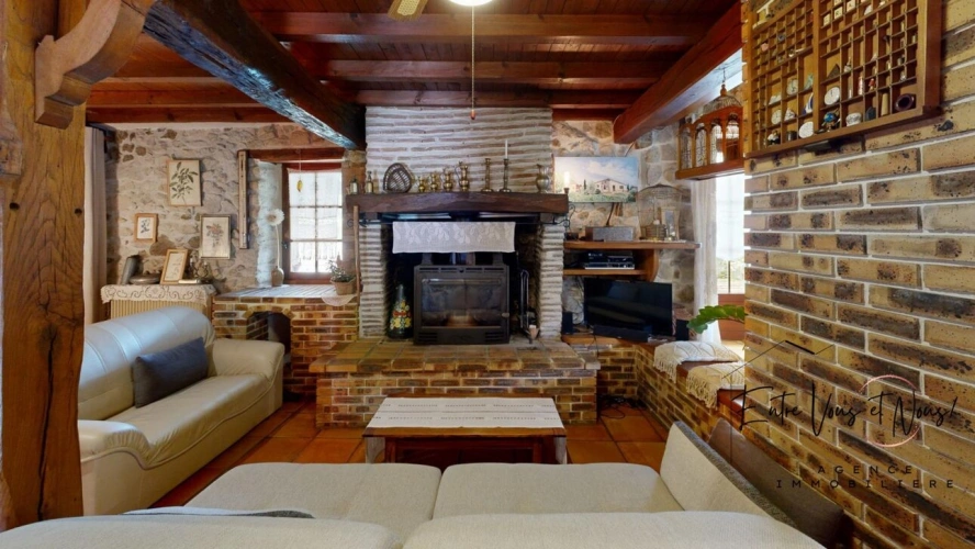 Photos 8 - Touristique - Propriété de caractère, 2 maisons, piscine, 1,4ha