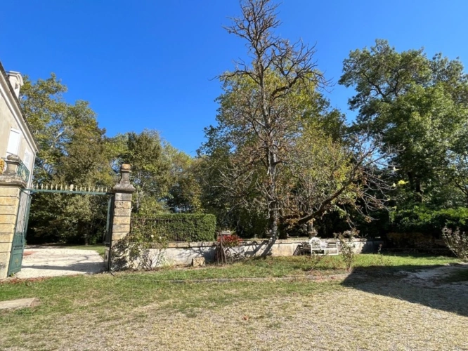 Photos 25 - Prestige - Dpt (32) NOGARO proche, ELEGANTE MAISON DE NOTABLES, économique, du XIXs 600M2, parc séculaire, dépendances en U, 11 ha, sans travaux