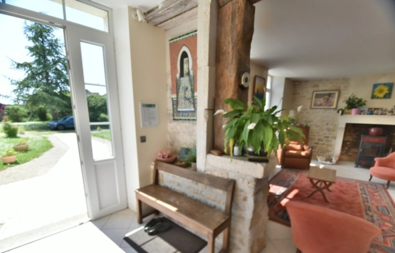 Photos 7 - Prestigious - Propriete à vendre 13 pièces ROUILLAC (16) propriété d'env 314 m2 avec garages sur 4800 m2 de terrain