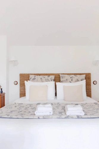 Photos 3 - Touristique - Propriété de charme en Normandie à vendre : 3 gîtes, 5 chambres d'hôtes et maison indépendante, à 5 min de Bayeux et des plages du débarquement