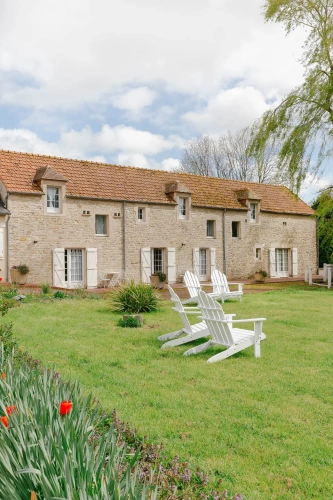 Photos 11 - Touristique - Propriété de charme en Normandie à vendre : 3 gîtes, 5 chambres d'hôtes et maison indépendante, à 5 min de Bayeux et des plages du débarquement