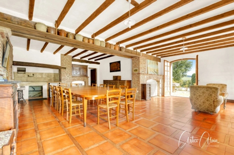 Photos 5 - Prestige - maison de caractère de 283 m² avec dépendances et fort potentiel sur plus de 9 000 m² de terrain