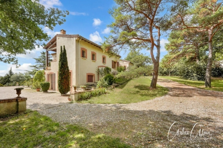 Photos 20 - Prestige - maison de caractère de 283 m² avec dépendances et fort potentiel sur plus de 9 000 m² de terrain