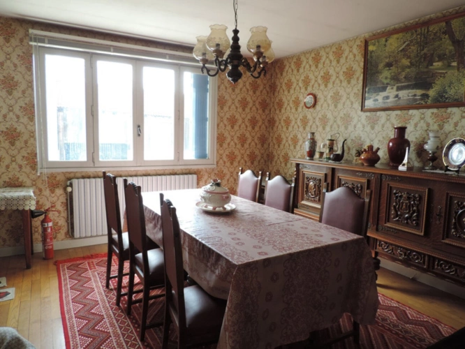 Photos 7 - Prestige - Dpt Ain (01), à vendre MONTAGNAT, propriété à rénover avec maison de 84 m² et dépendance de 170 m² - Terrain de 2 300 m²