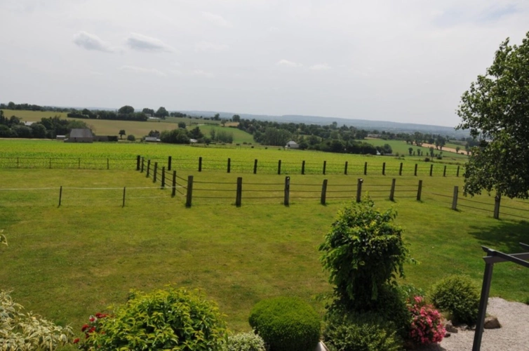 Photos 17 - Équestre - Propriété équestre à vendre – 7 pièces – 2,8 hectares – LANDELLES-ET-COUPIGNY (14), Calvados, Normandie