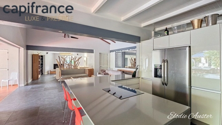 Photos 9 - Prestigious - 8-room property with sea view and close to beaches and a 190m2 building to renovate