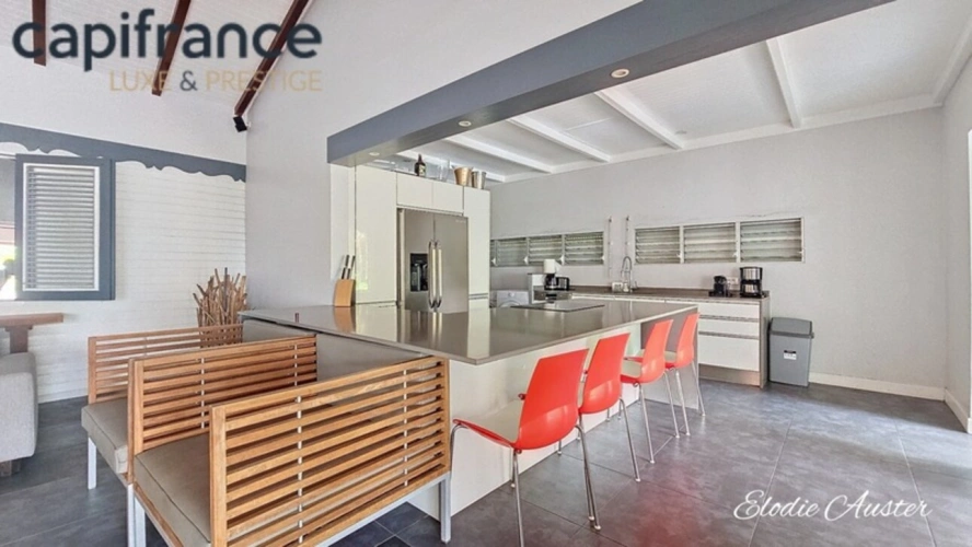 Photos 10 - Prestigious - 8-room property with sea view and close to beaches and a 190m2 building to renovate